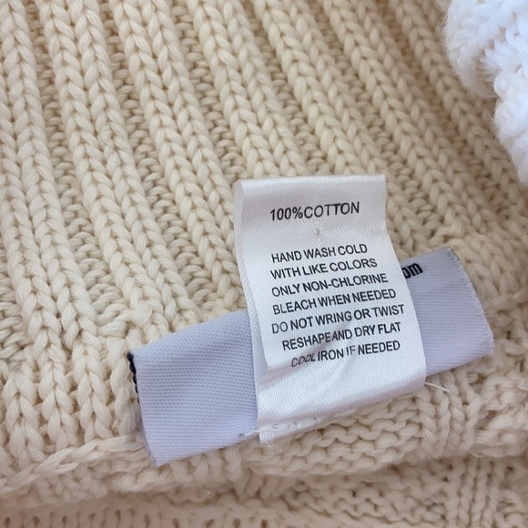 Sweater - Picture 3 of 4